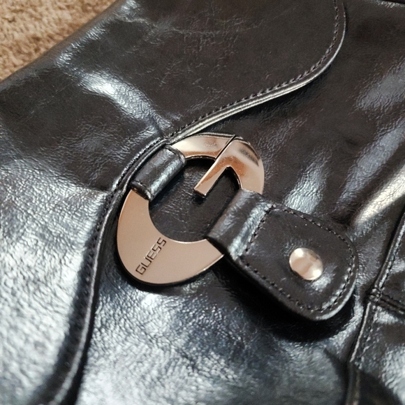 Metallic Guess mini purse - Picture 2 of 7